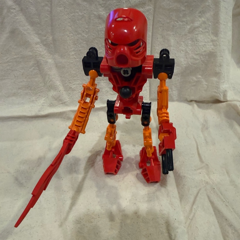 Lego Vintage Bionicle Set of 3 - Picture 3 of 5